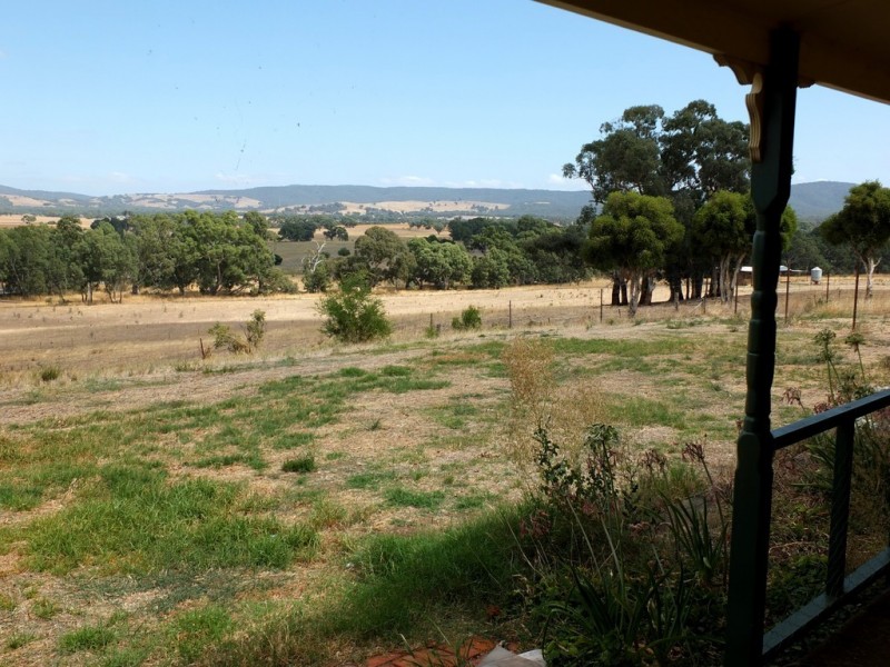 3764 Maryborough-St Arnaud Rd, Moyreisk VIC 3477