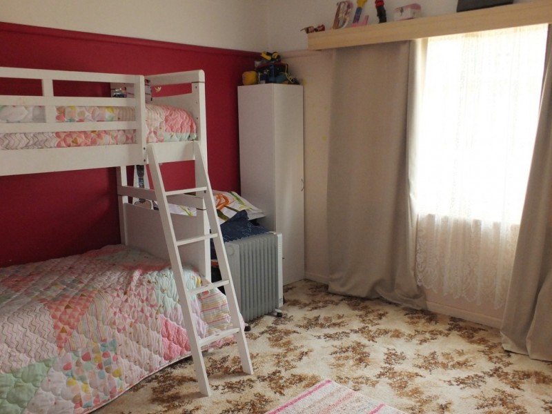 19 Astbury St, Avoca VIC 3467