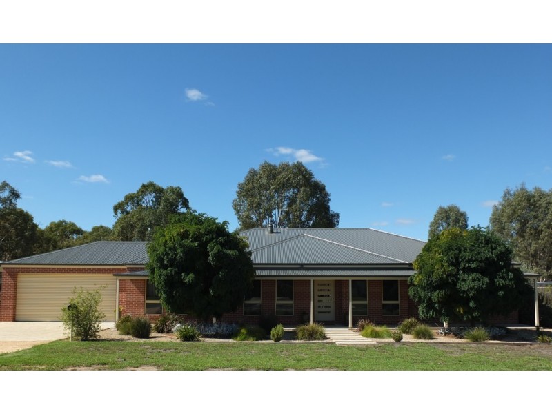 10 Faraday St, Avoca VIC 3467