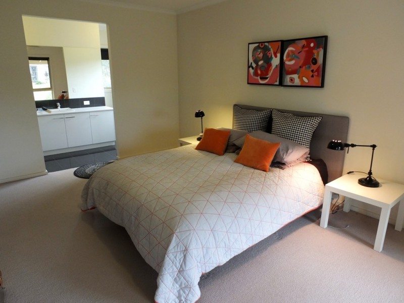 10 Faraday St, Avoca VIC 3467