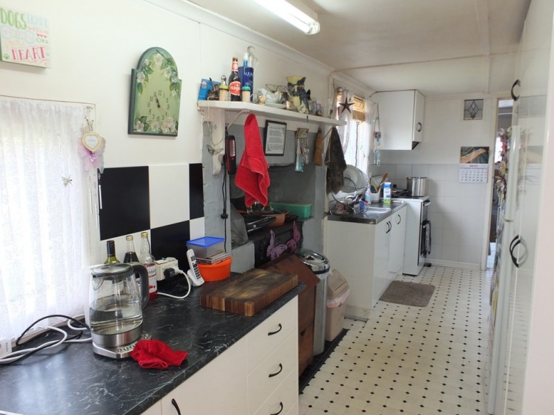 1643 Pyrenees Highway, Amphitheatre VIC 3468