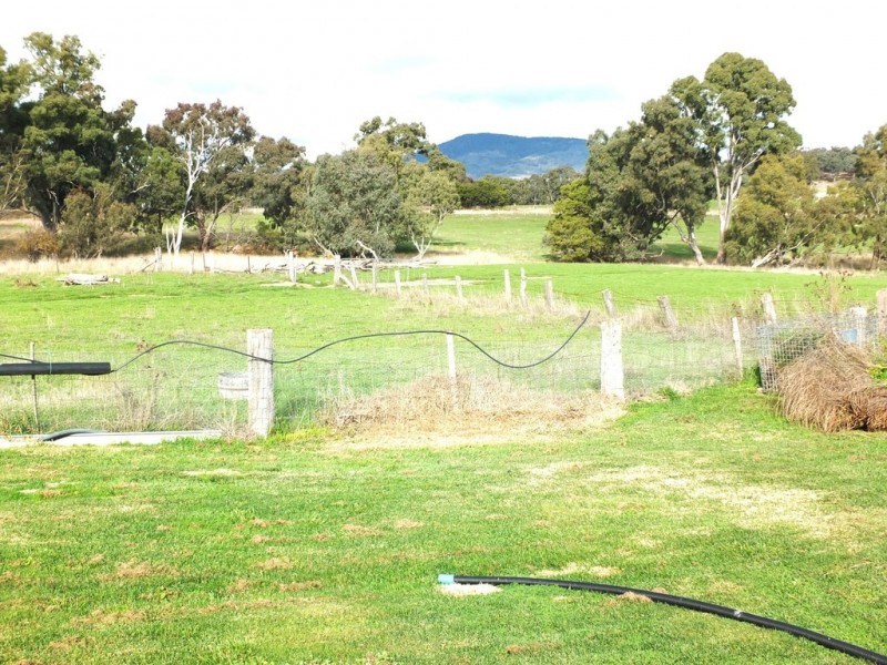 1643 Pyrenees Highway, Amphitheatre VIC 3468