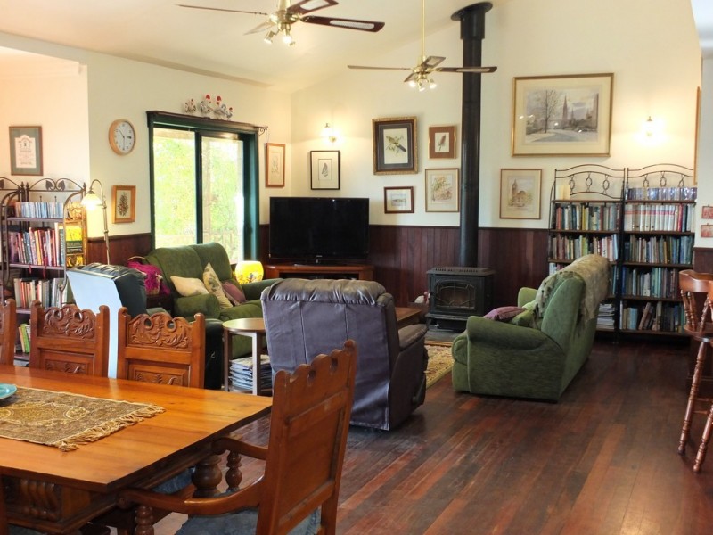 42 Wild Grape Road, Redbank VIC 3477