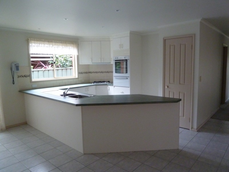 37 Recreation Road, Mount Clear VIC 3350