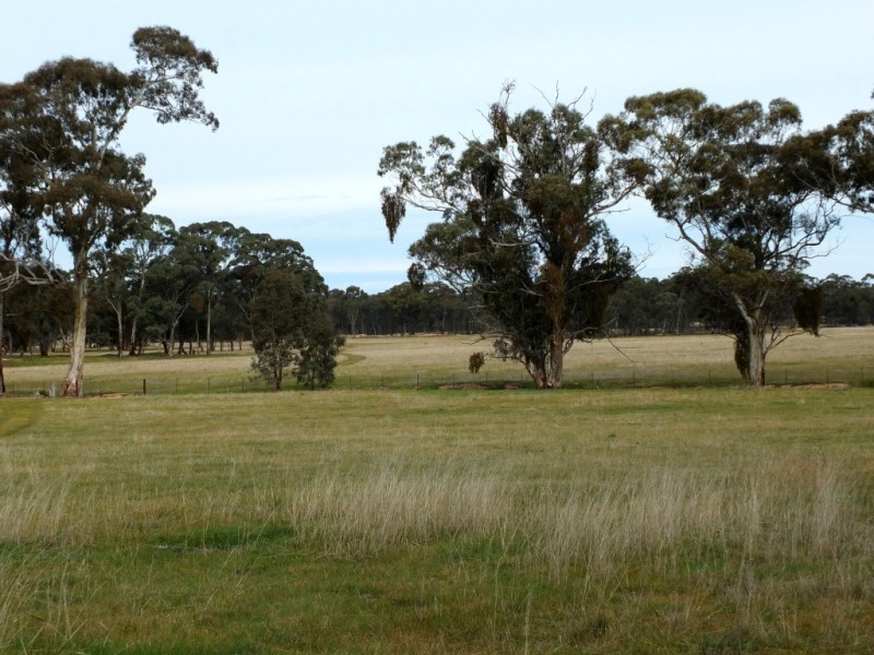 Lots 22, 22A and 25A, Logan Road, Bowenvale VIC 3465