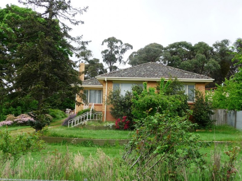 57 High Street, Beaufort VIC 3373