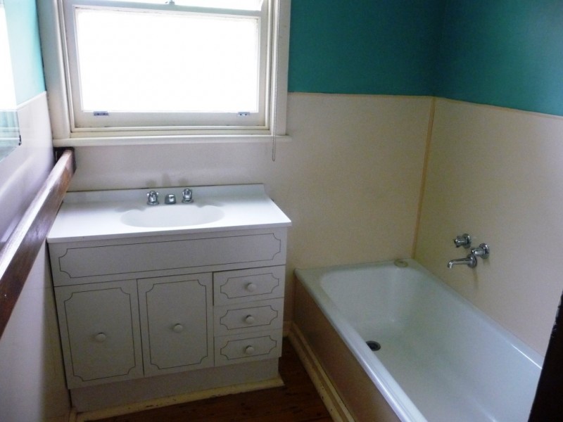 57 High Street, Beaufort VIC 3373