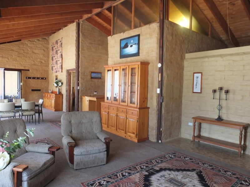 484 Caralulup Road, Lamplough VIC 3352