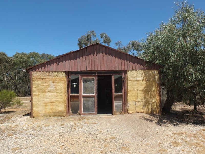 484 Caralulup Road, Lamplough VIC 3352