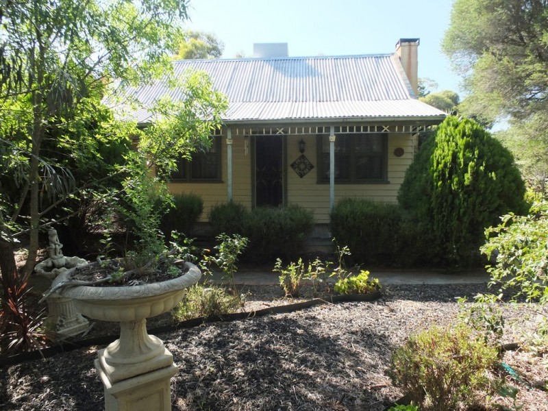 22 Homebush Road, Avoca VIC 3467