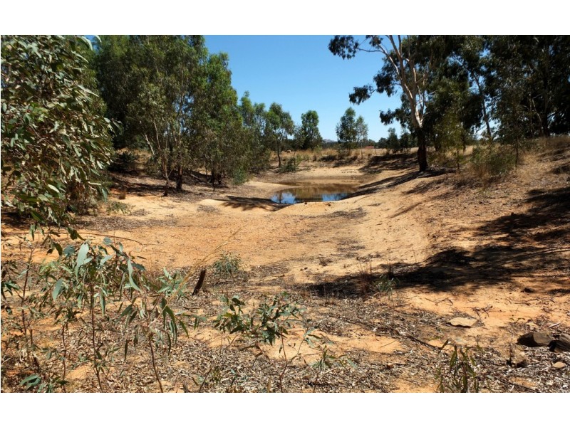 24 Marshall Lane, Barkly VIC 3384