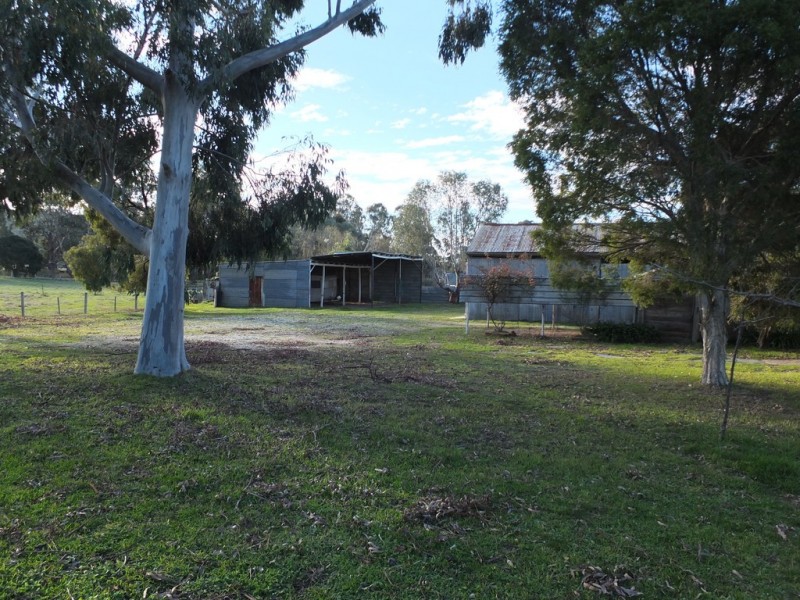 76 Navarre Street, Redbank VIC 3477