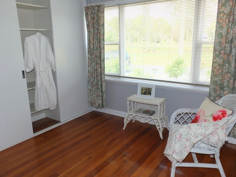 37 Faraday Street, Avoca VIC 3467