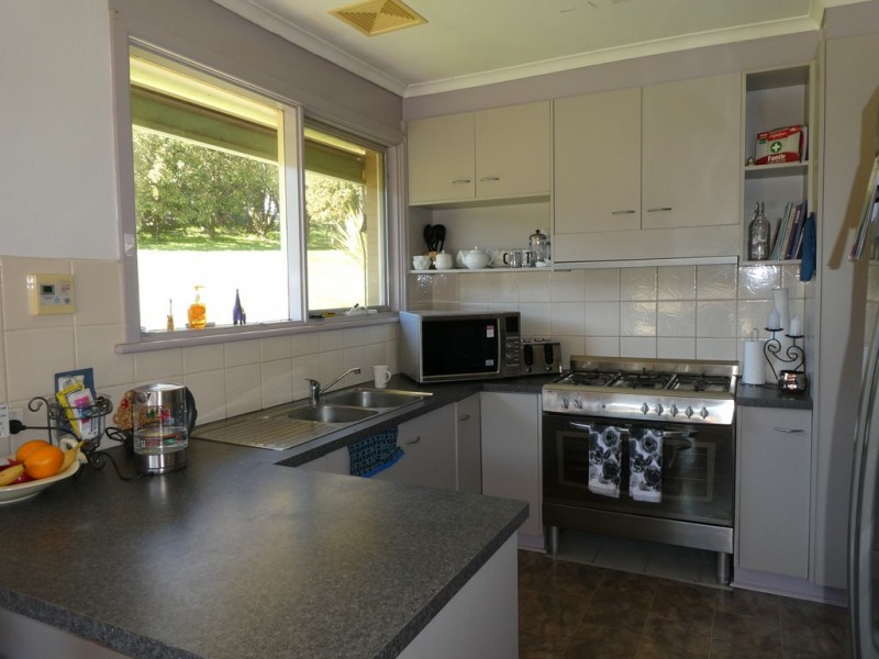 2214 Midland Highway, Springmount VIC 3364