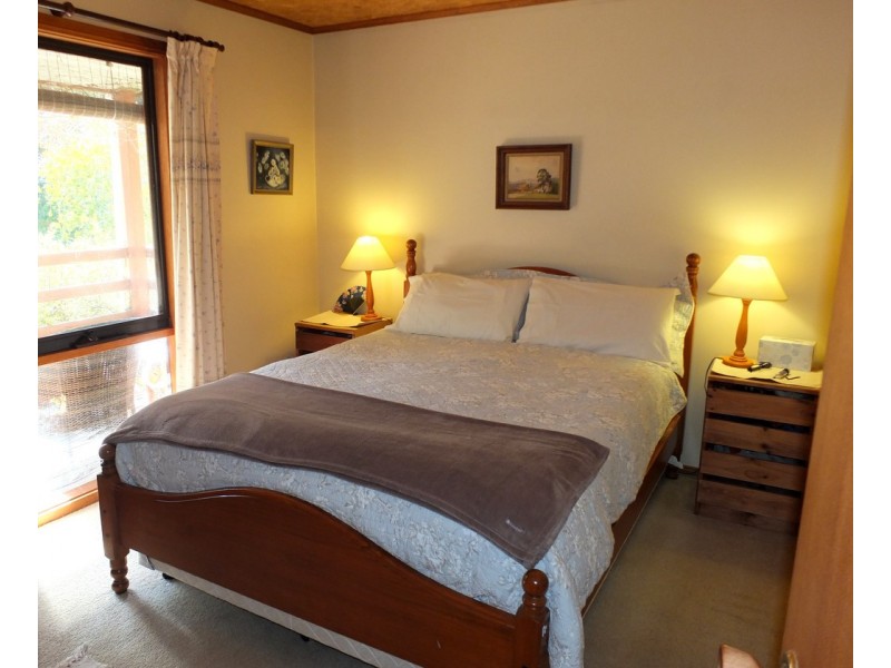 614 Nowhere Creek Rd, Nowhere Creek VIC 3469