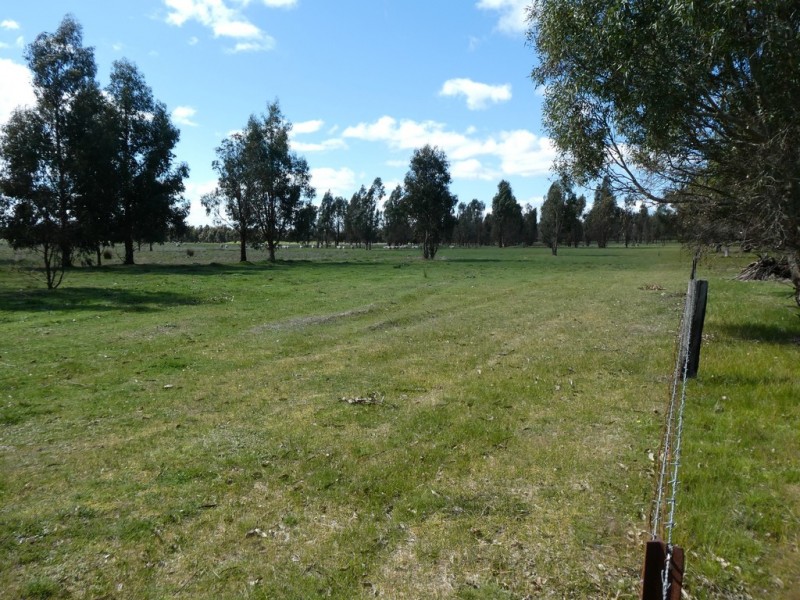 583 Eurambeen-Streatham Rd, Beaufort VIC 3373