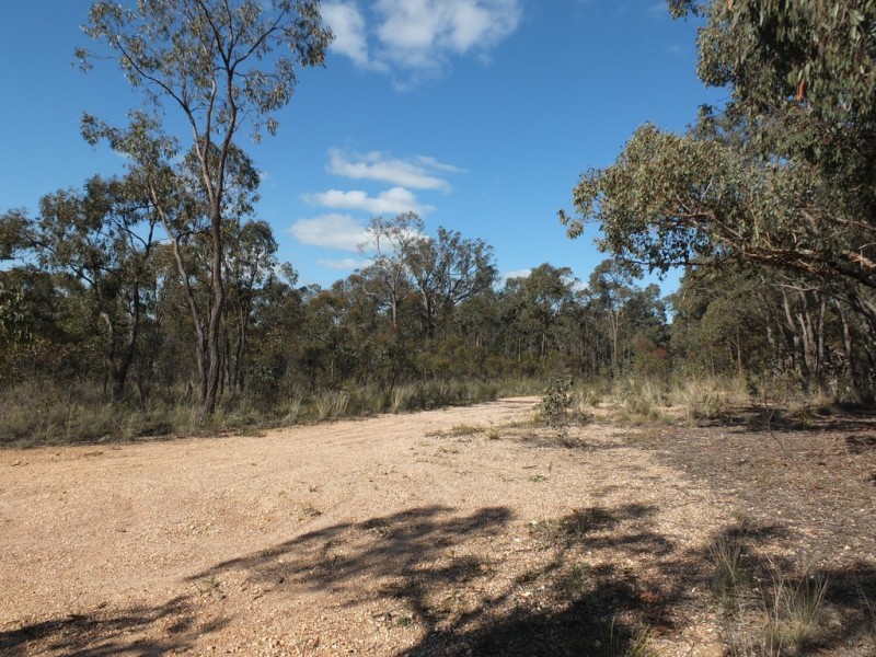 8 Coleman Road, Redbank VIC 3477