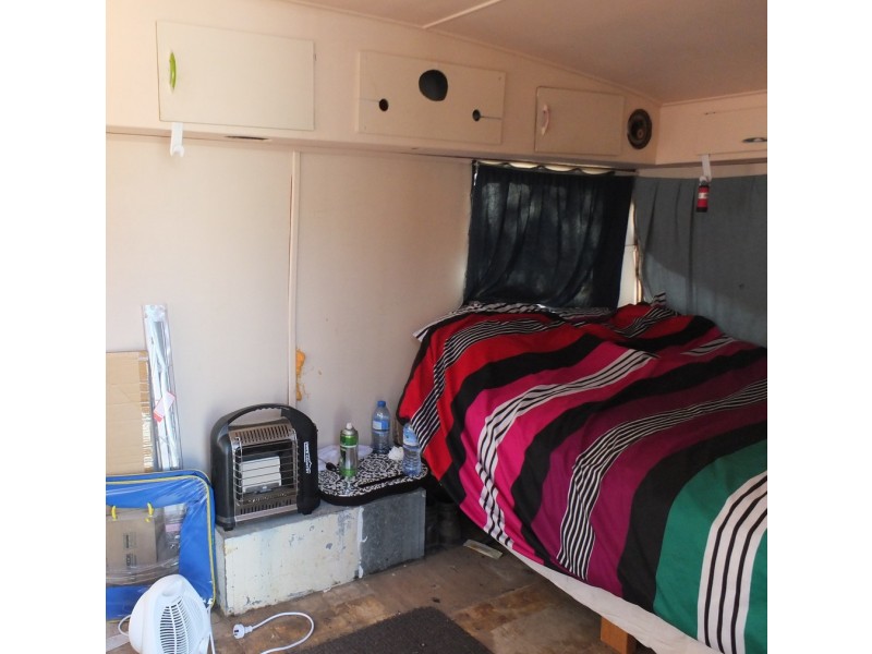 8 Coleman Road, Redbank VIC 3477