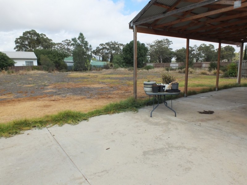 14 Summers St, Avoca VIC 3467