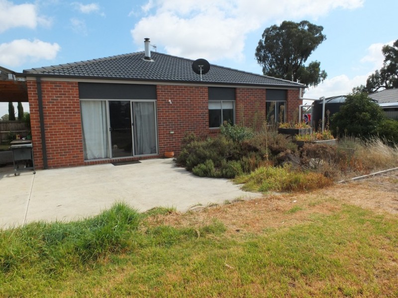 14 Summers St, Avoca VIC 3467