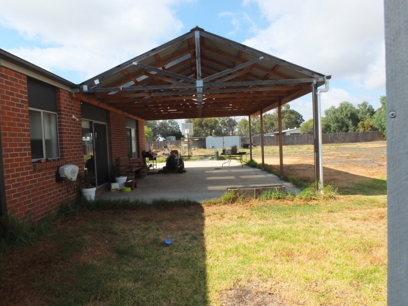 14 Summers St, Avoca VIC 3467