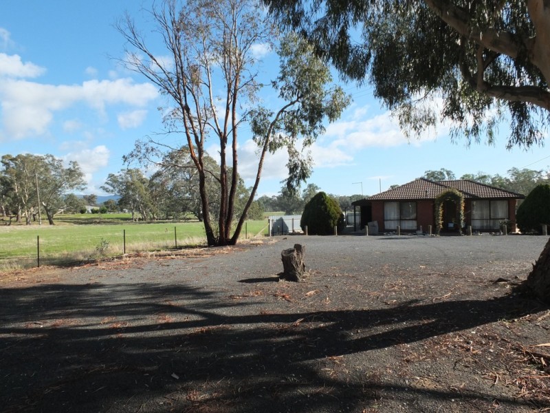 14 Avoca-Greenhill Creek Road, Avoca VIC 3467