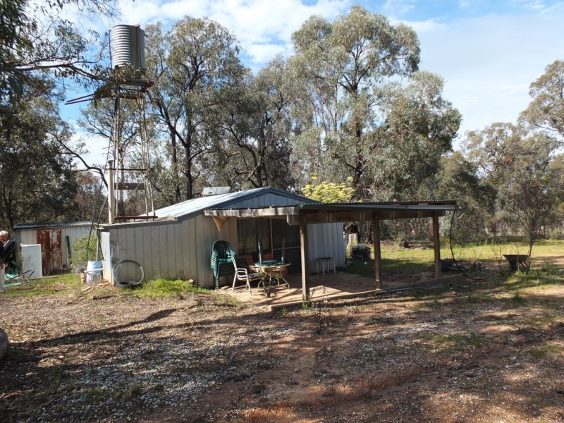11 Moonambel-Natte Yallock Rd, Moonambel VIC 3478