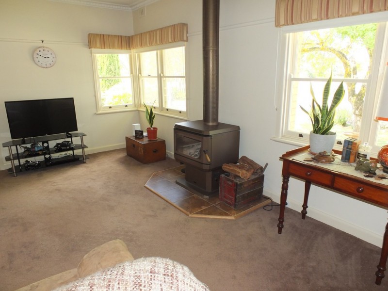 29 Faraday St, Avoca VIC 3467