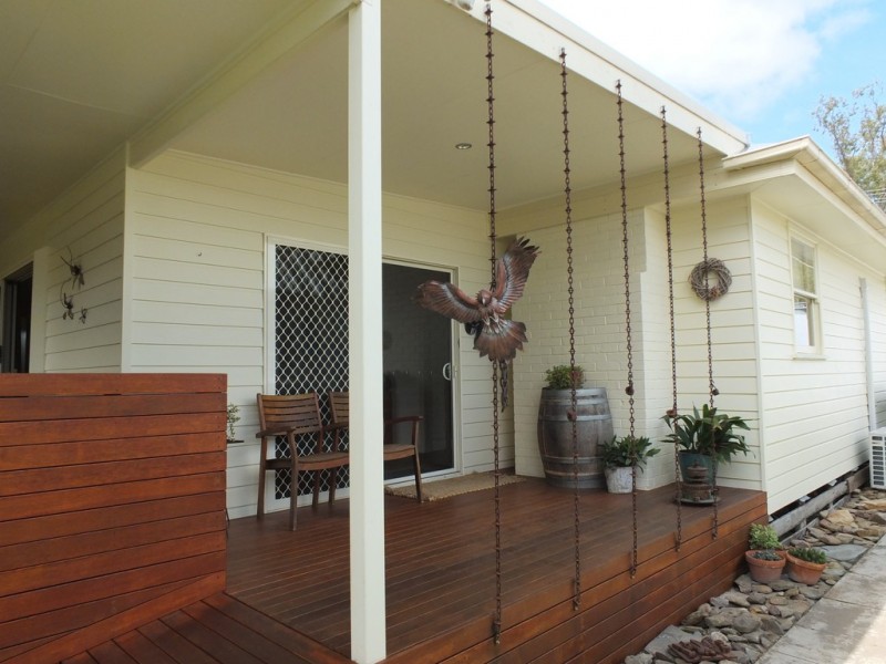 29 Faraday St, Avoca VIC 3467