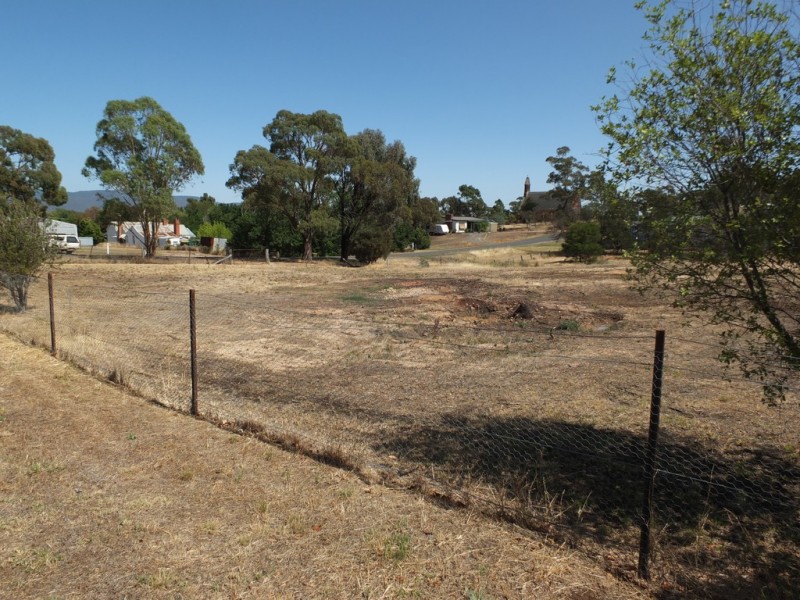 1/37 Cambridge Street, Avoca VIC 3467