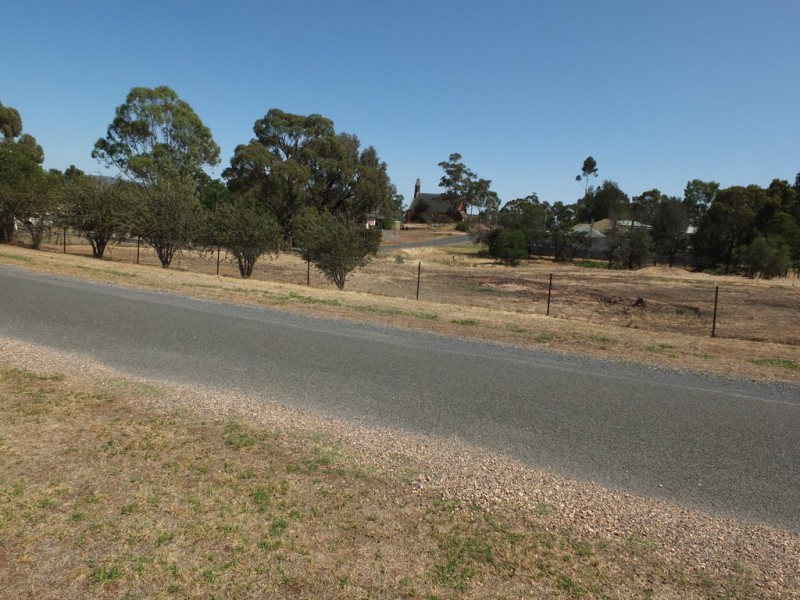 1/37 Cambridge Street, Avoca VIC 3467