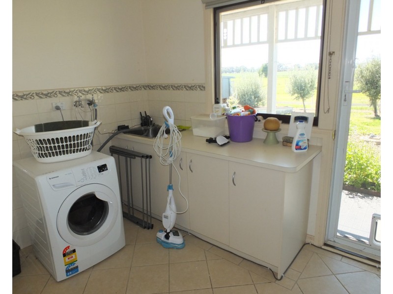 8 Riverbend Road, Natte Yallock VIC 3465