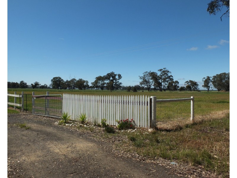 8 Riverbend Road, Natte Yallock VIC 3465