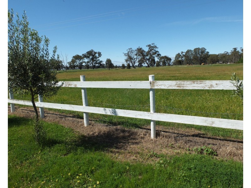 8 Riverbend Road, Natte Yallock VIC 3465