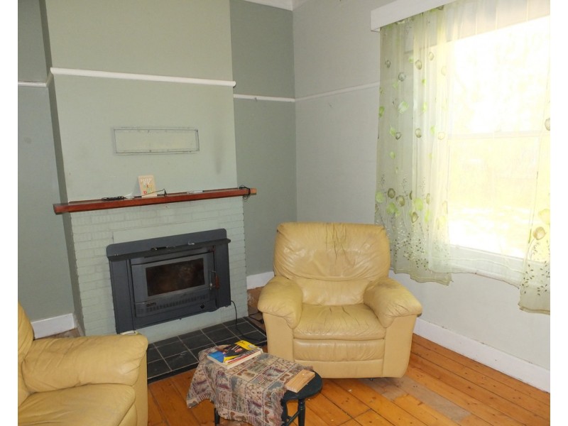 43 Faraday St, Avoca VIC 3467