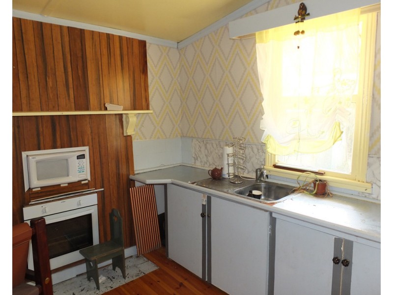 43 Faraday St, Avoca VIC 3467