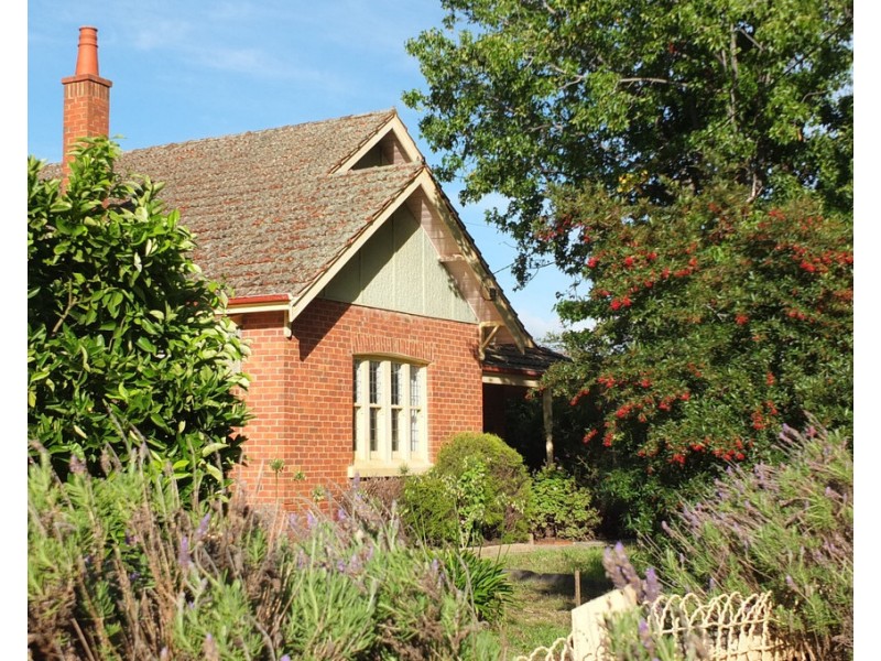 22 Bridport Street, Avoca VIC 3467