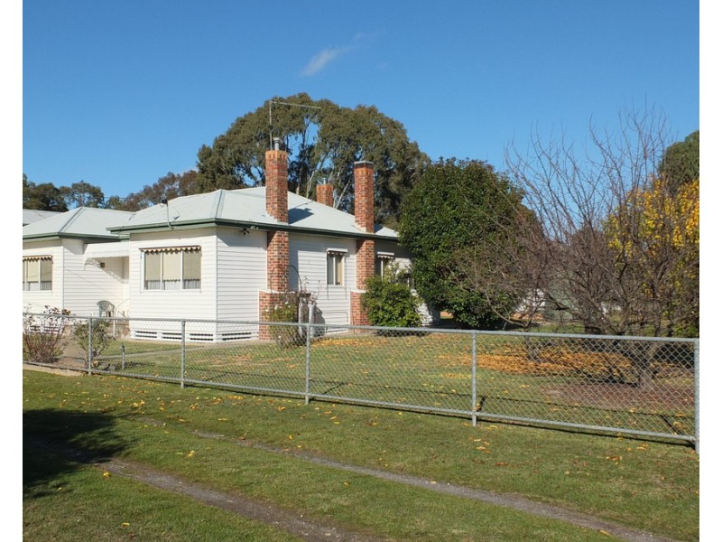 11 Thomson St, Lexton VIC 3352