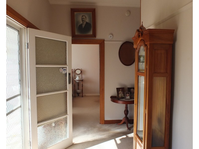 11 Thomson St, Lexton VIC 3352