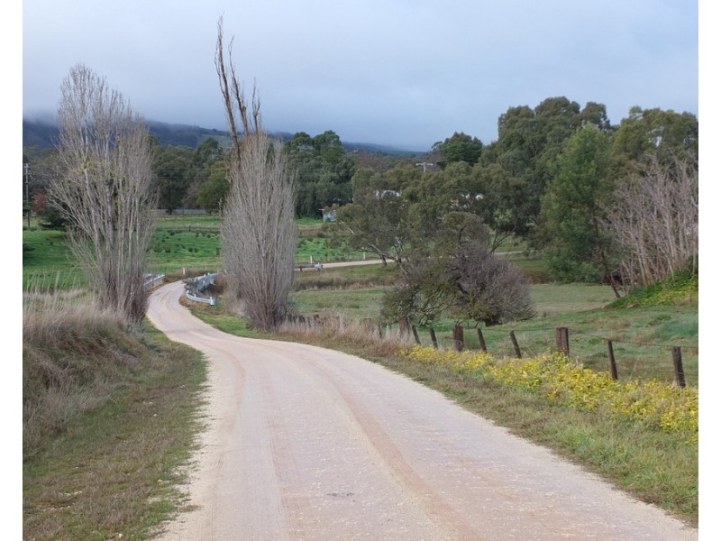 CA1A and CA164 McDonalds Road,, Amphitheatre VIC 3468