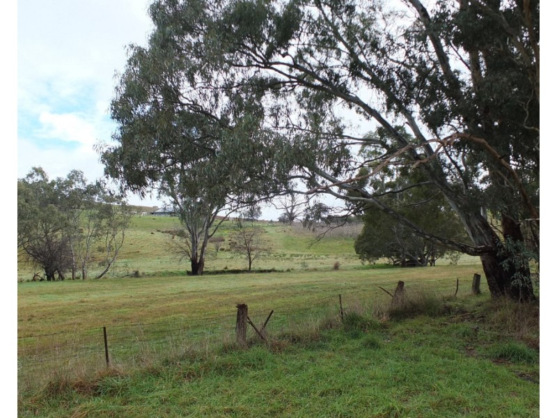 CA1A and CA164 McDonalds Road,, Amphitheatre VIC 3468