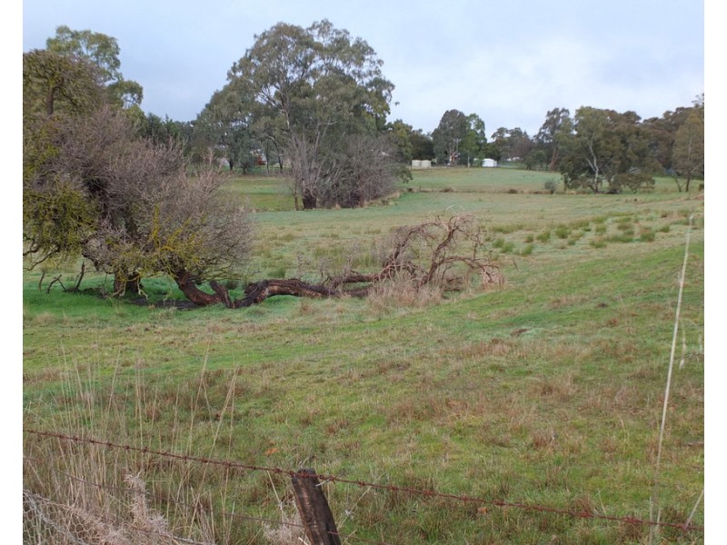 CA1A and CA164 McDonalds Road,, Amphitheatre VIC 3468