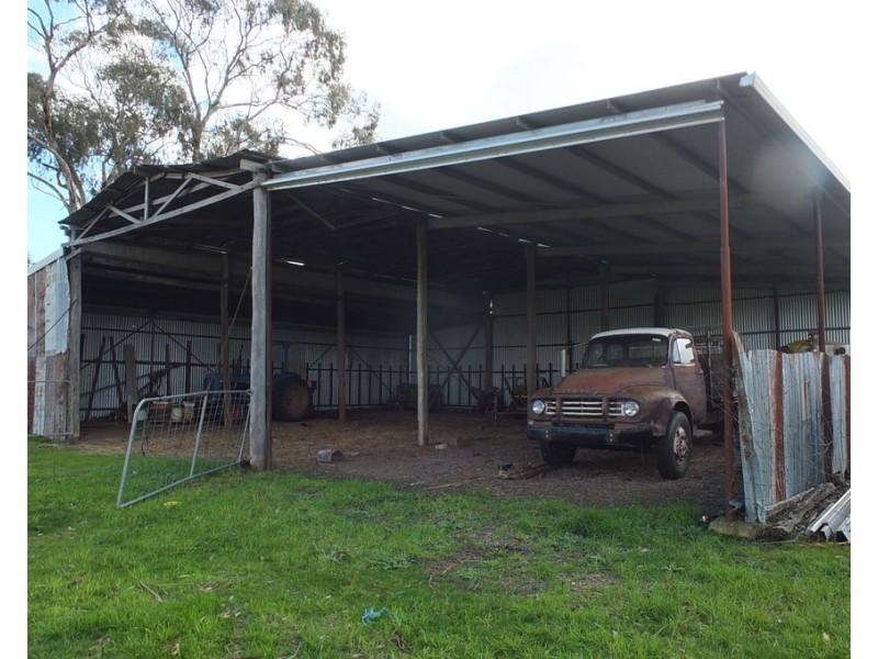 102 Apple Jack Road, Dunolly VIC 3472