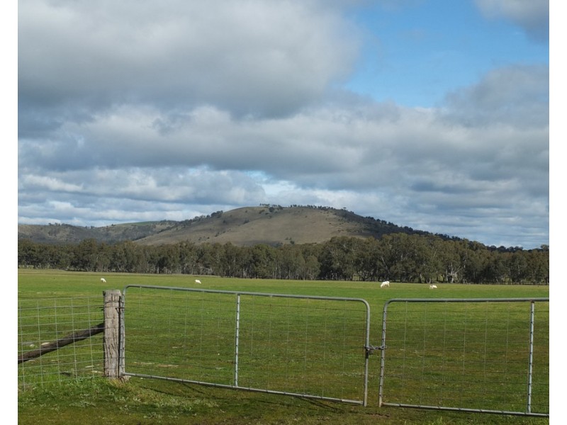 107 Apple Jack Rd, Mount Hooghly VIC 3472