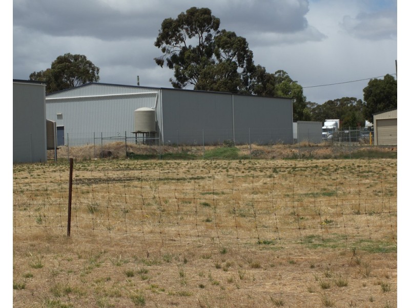 12 Blackney Drive, Avoca VIC 3467