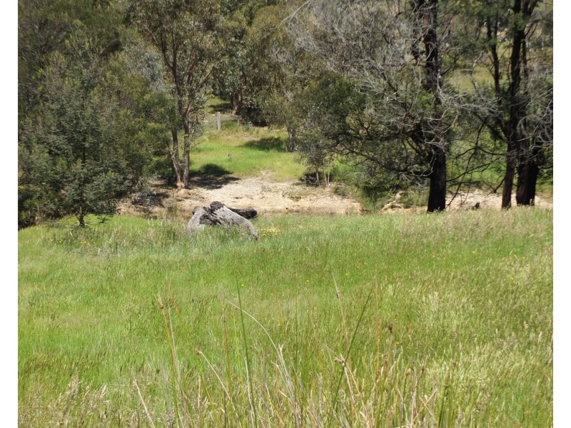 Lots 13D and 14D Rivetts Road, Amphitheatre VIC 3468
