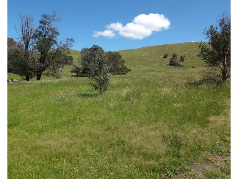 Lots 13D and 14D Rivetts Road, Amphitheatre VIC 3468