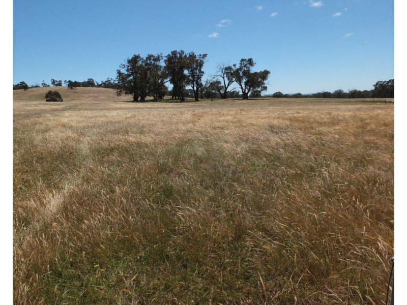 CA27 and CA48C Three Chain Rd,, Natte Yallock VIC 3465