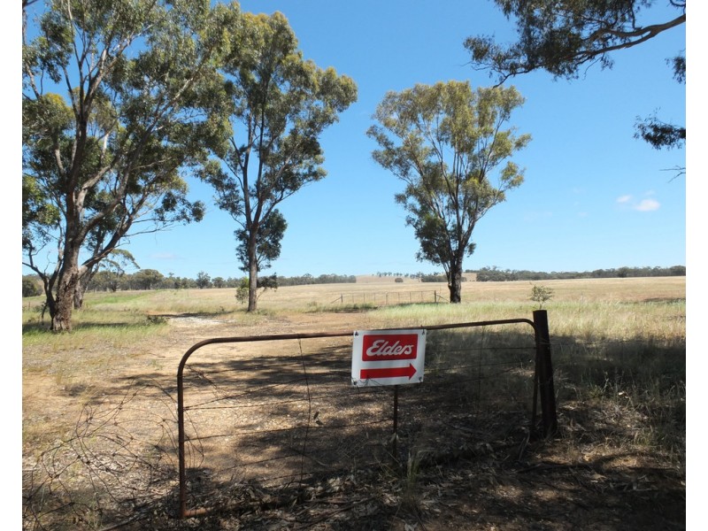 CA27 and CA48C Three Chain Rd,, Natte Yallock VIC 3465