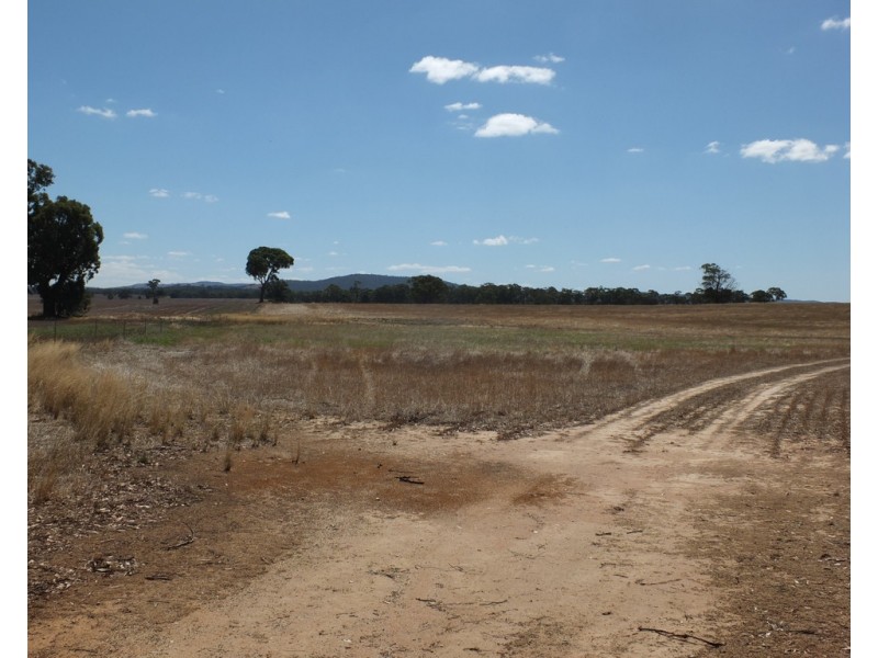 C42C106105106B Long Gully Road, Natte Yallock VIC 3465